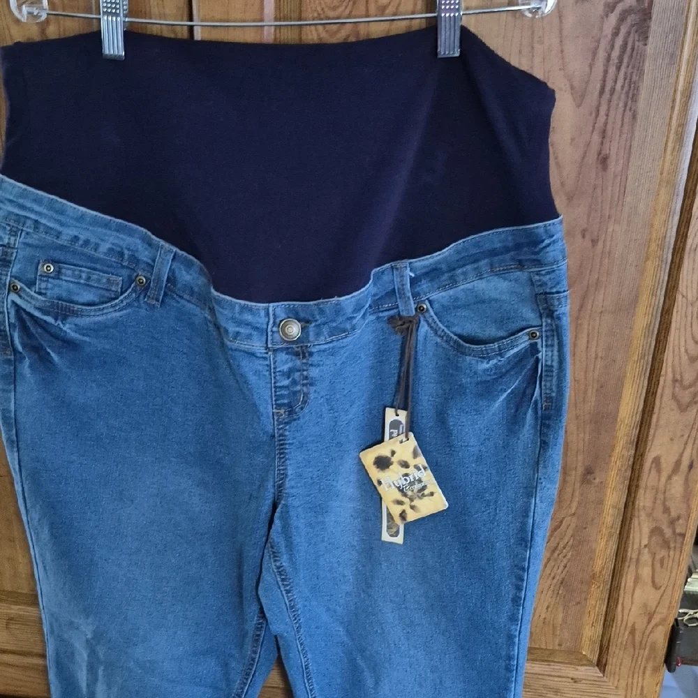 NWT Hybrid & Company Over The Belly Maternity Jeans 2X